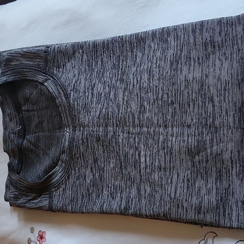 Lululemon Top
